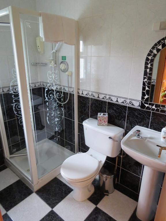 اينيس Grey Gables B&B المظهر الخارجي الصورة