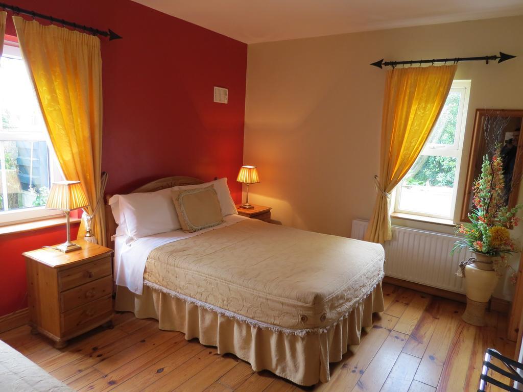 اينيس Grey Gables B&B المظهر الخارجي الصورة