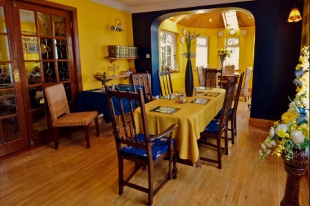 اينيس Grey Gables B&B المظهر الخارجي الصورة